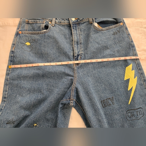 Wild Fable 16/33R Blue Jeans with Fun Graphics And Wide Legs - Picture 14 of 14